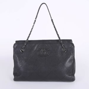 Chanel - Hampton Large Quilted Calfskin Chain Tote Black